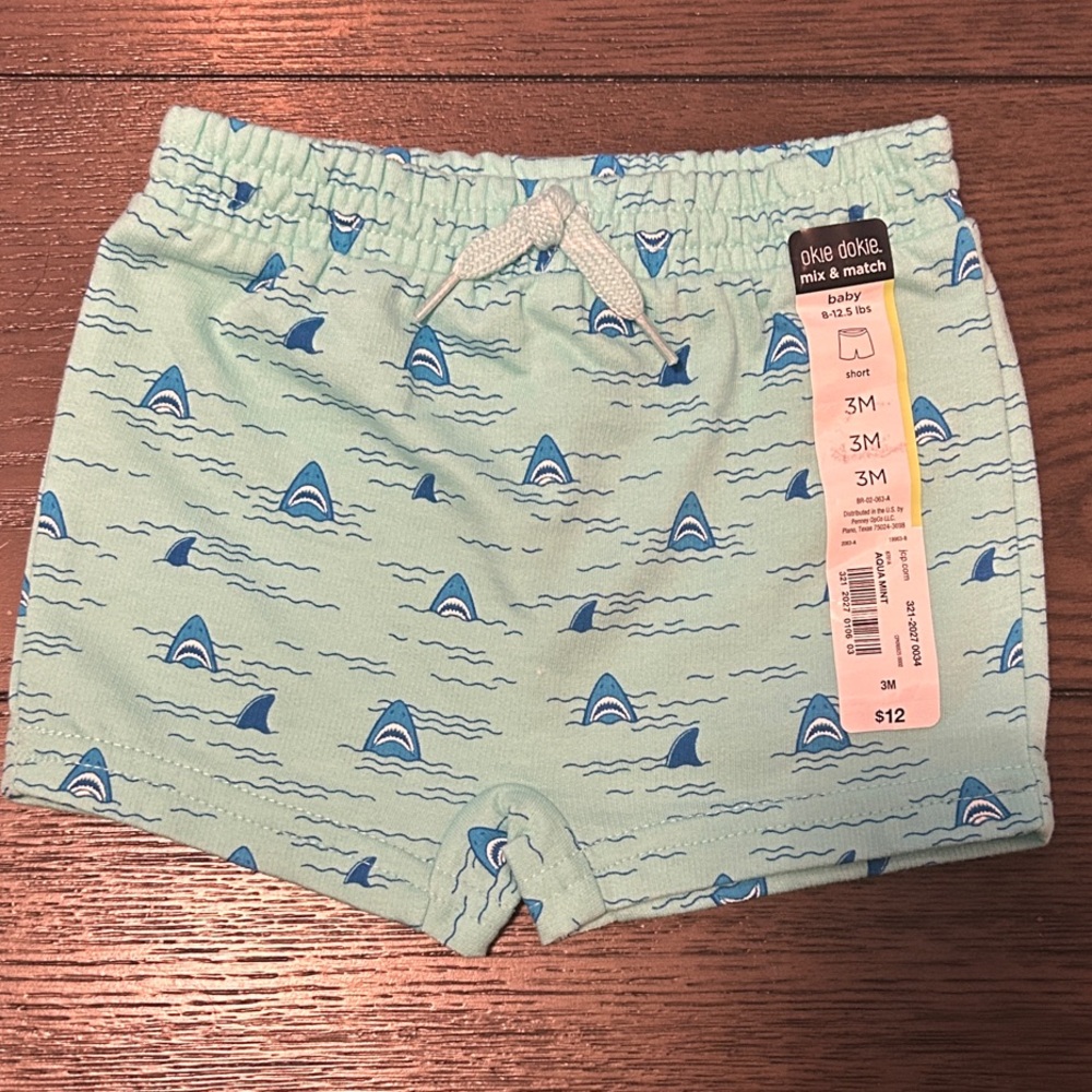 NWT Okie Dokie Baby Shark Print Shorts Size 3M